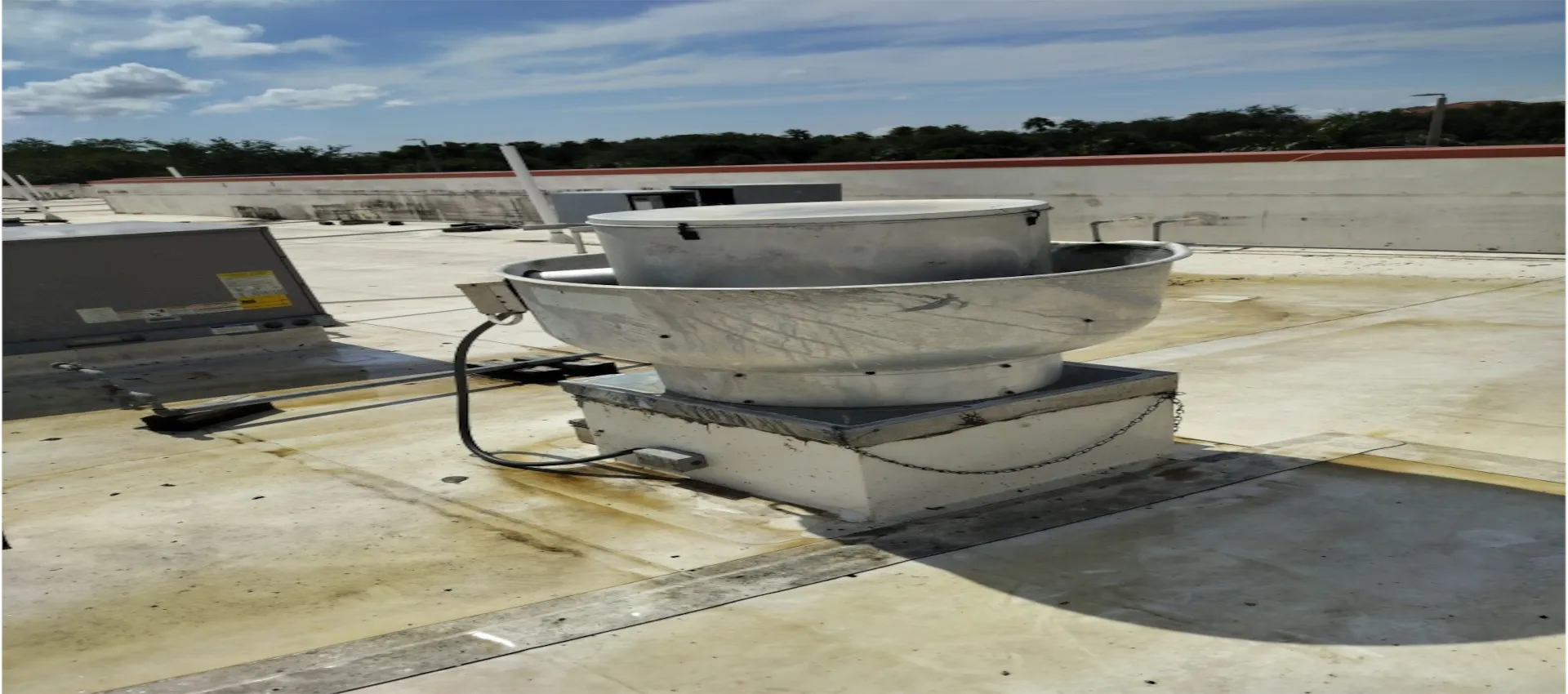 Rooftop Grease and Oil Leak without Containment System